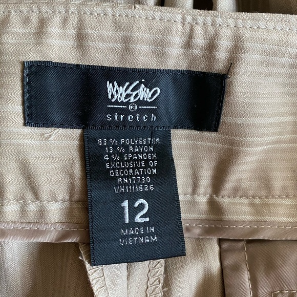 Mossimo Stretch suit-dress/work length tan shorts. - Picture 16 of 16